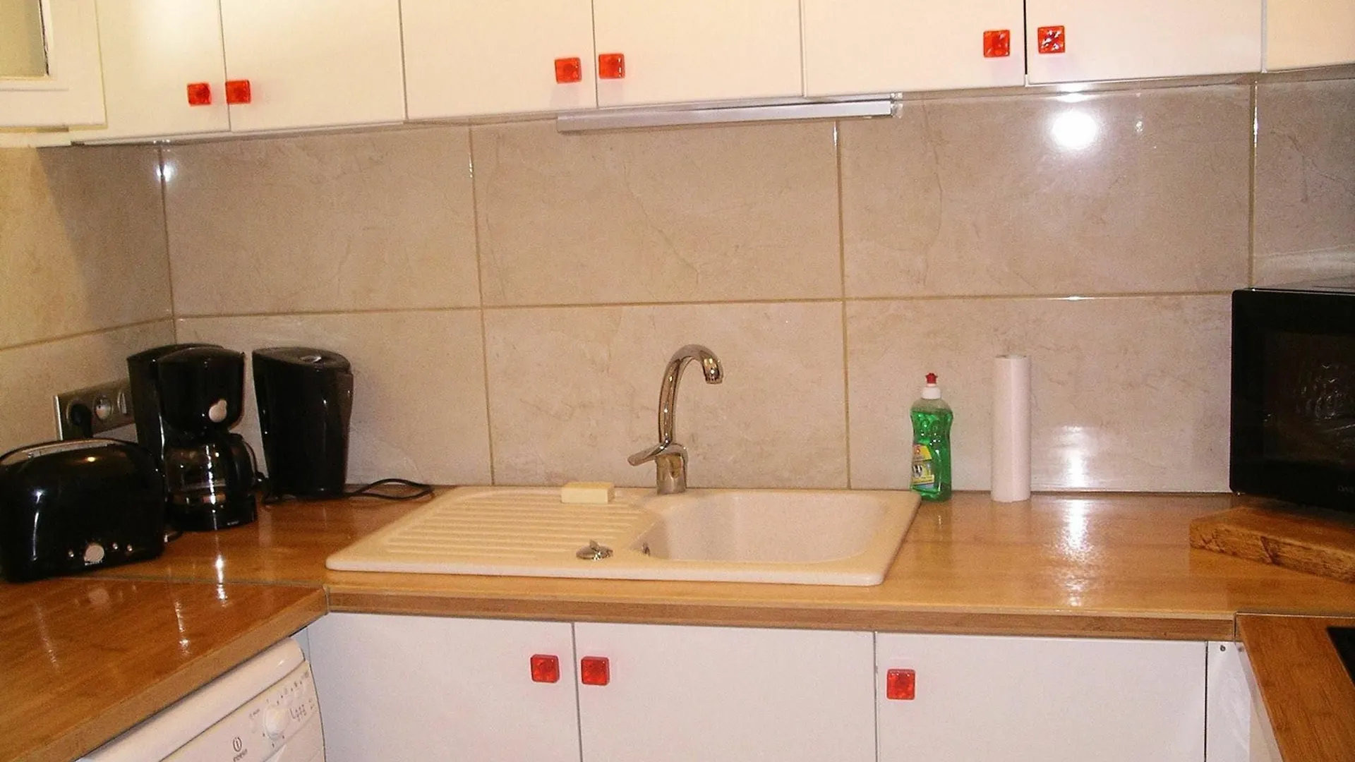 Apartment Studio In Cagnes-Sur-Mer, With Pool Access, Enclosed Garden And Wifi - France