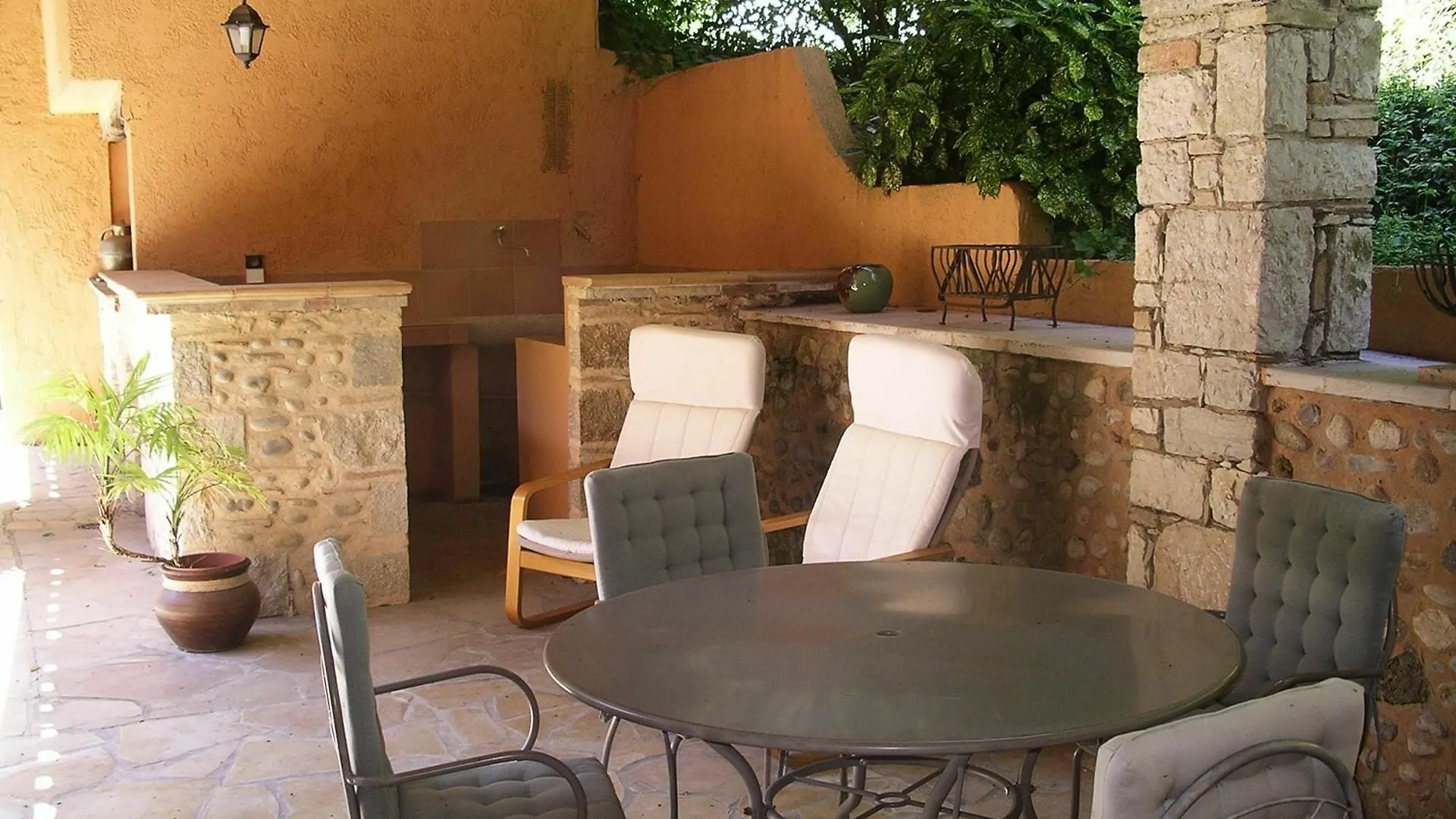 Studio In Cagnes-Sur-Mer, With Pool Access, Enclosed Garden And Wifi - Apartment Cagnes-sur-Mer